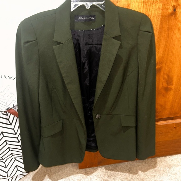 Zara Woman’s Blazer from Italy - Excellent condition - Picture 3 of 6